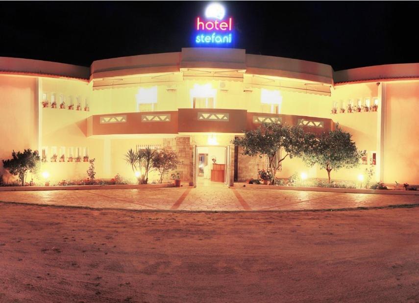 Hotel Stefani Sárti Exterior foto